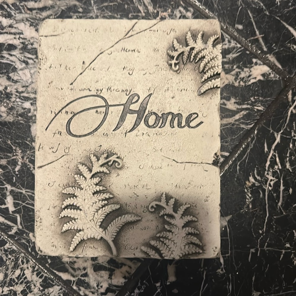 Stonebriar Cement home plaque with ferms 7x9 weight about 3 lb new